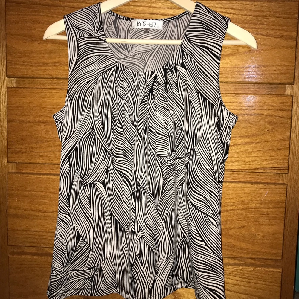 Kasper black & white women’s top size M